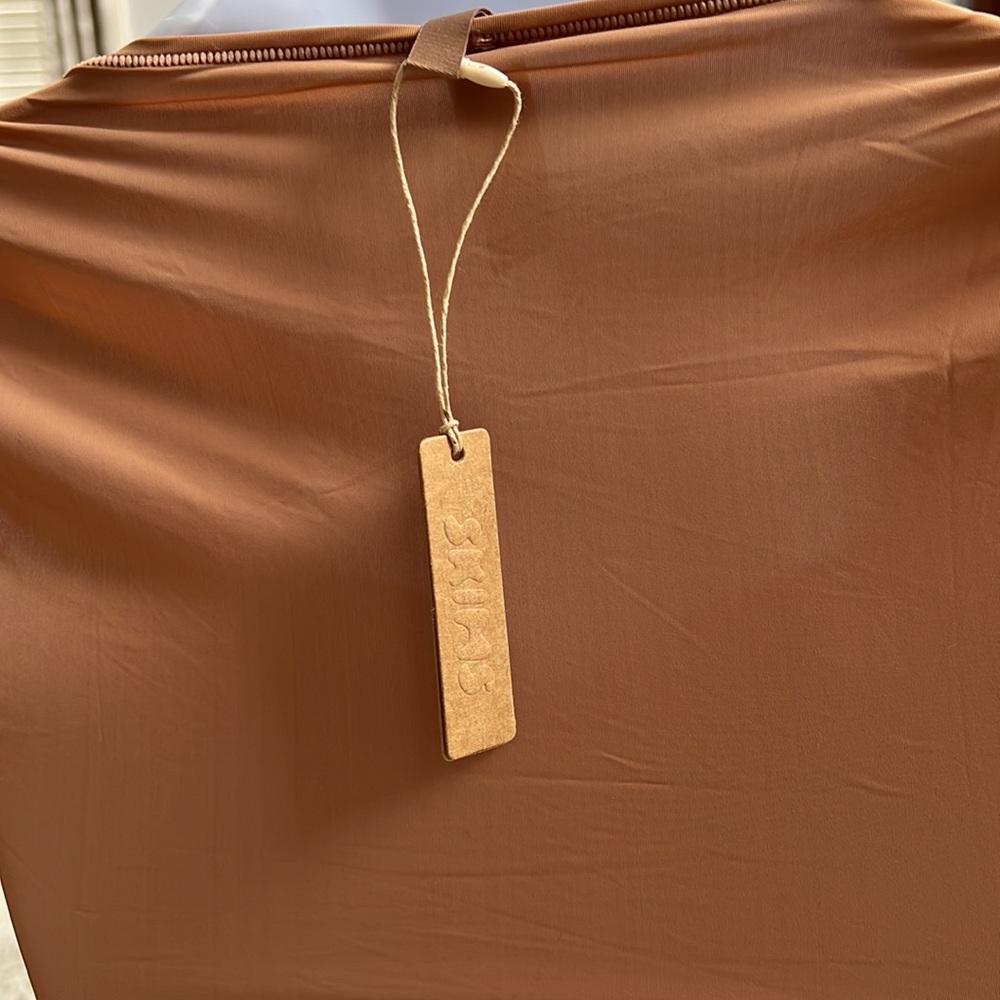 SKIMS Long Sleeve Bodysuit in Tan - Picture 7 of 9